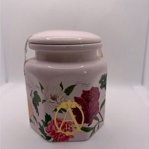 Anthropologie Botanical Pink Ceramic Candle Gold A18 Crest NEW Floral Decor
